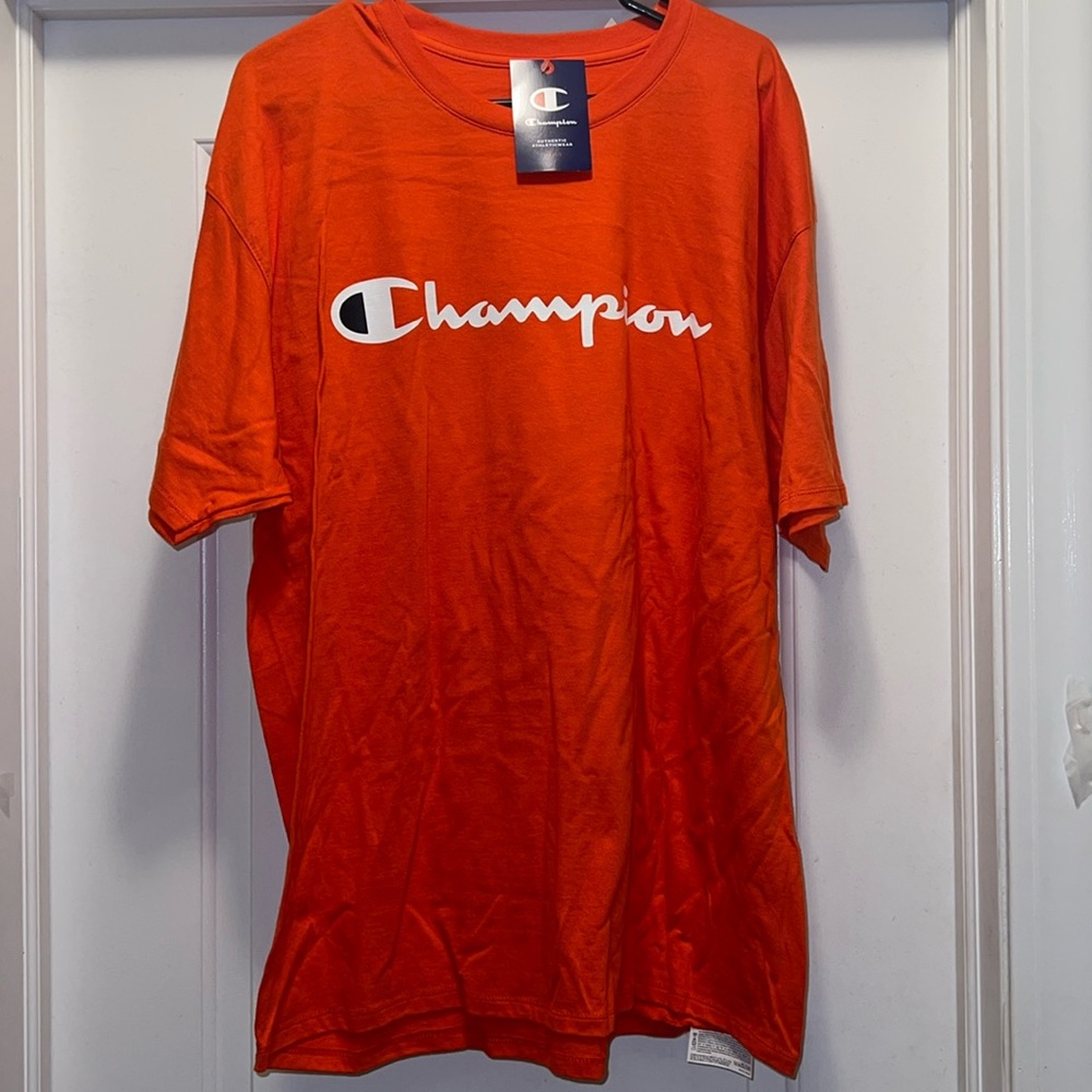 Mens XL Champion Classic Graphic T-shirt